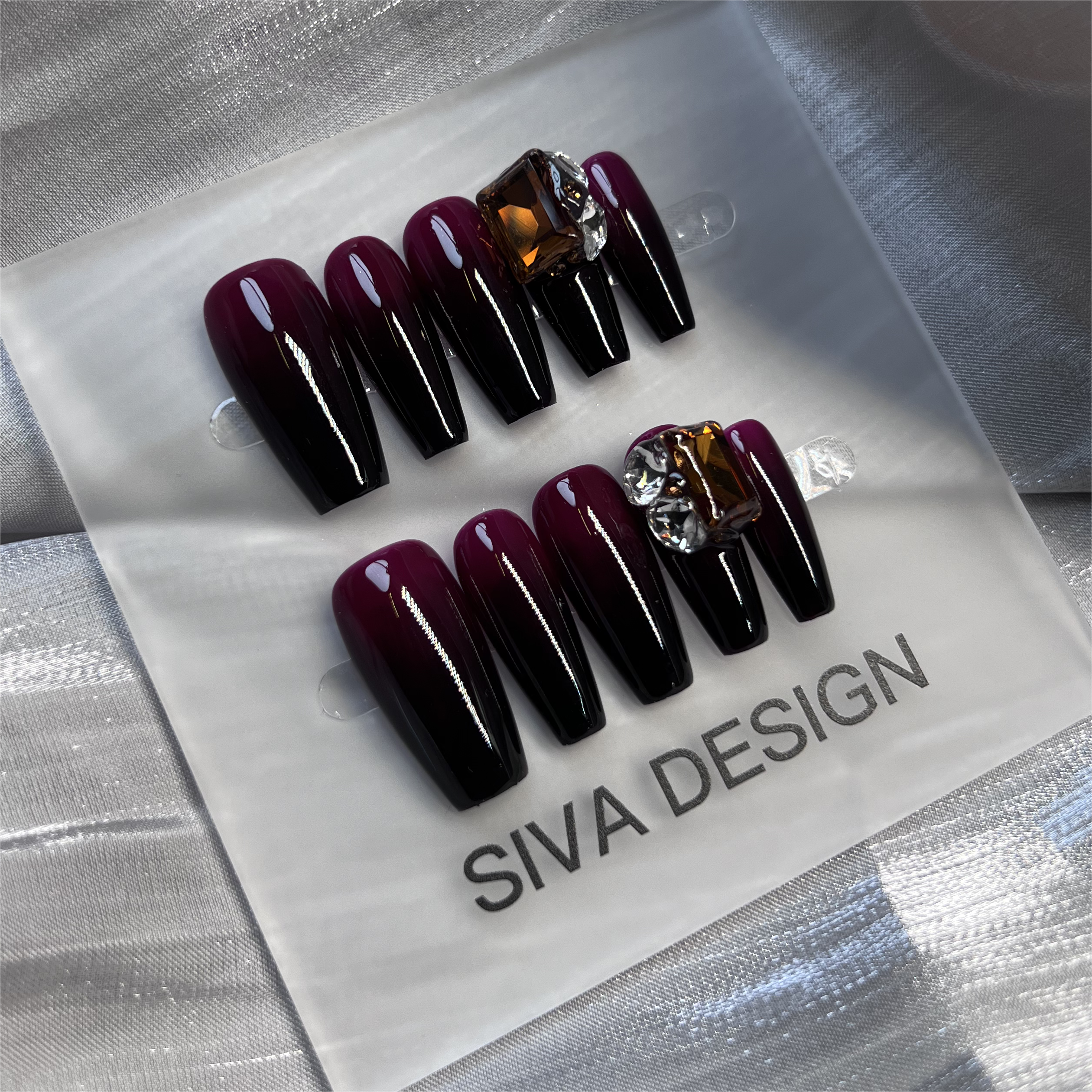 Siva Nail, Regal Wine Drip, Luxurious Winter Ombre Handmade Press on Nails