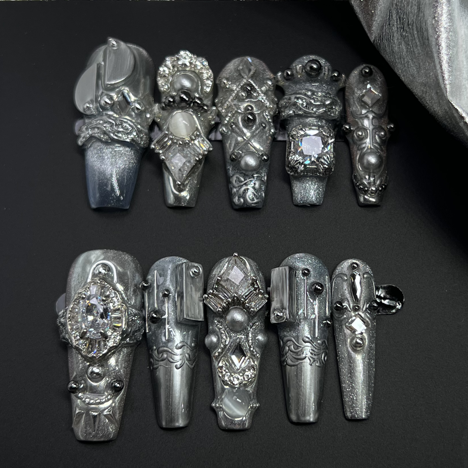 Siva Nail, Silver Reverie, Baroque Style Handmade Press on Nails