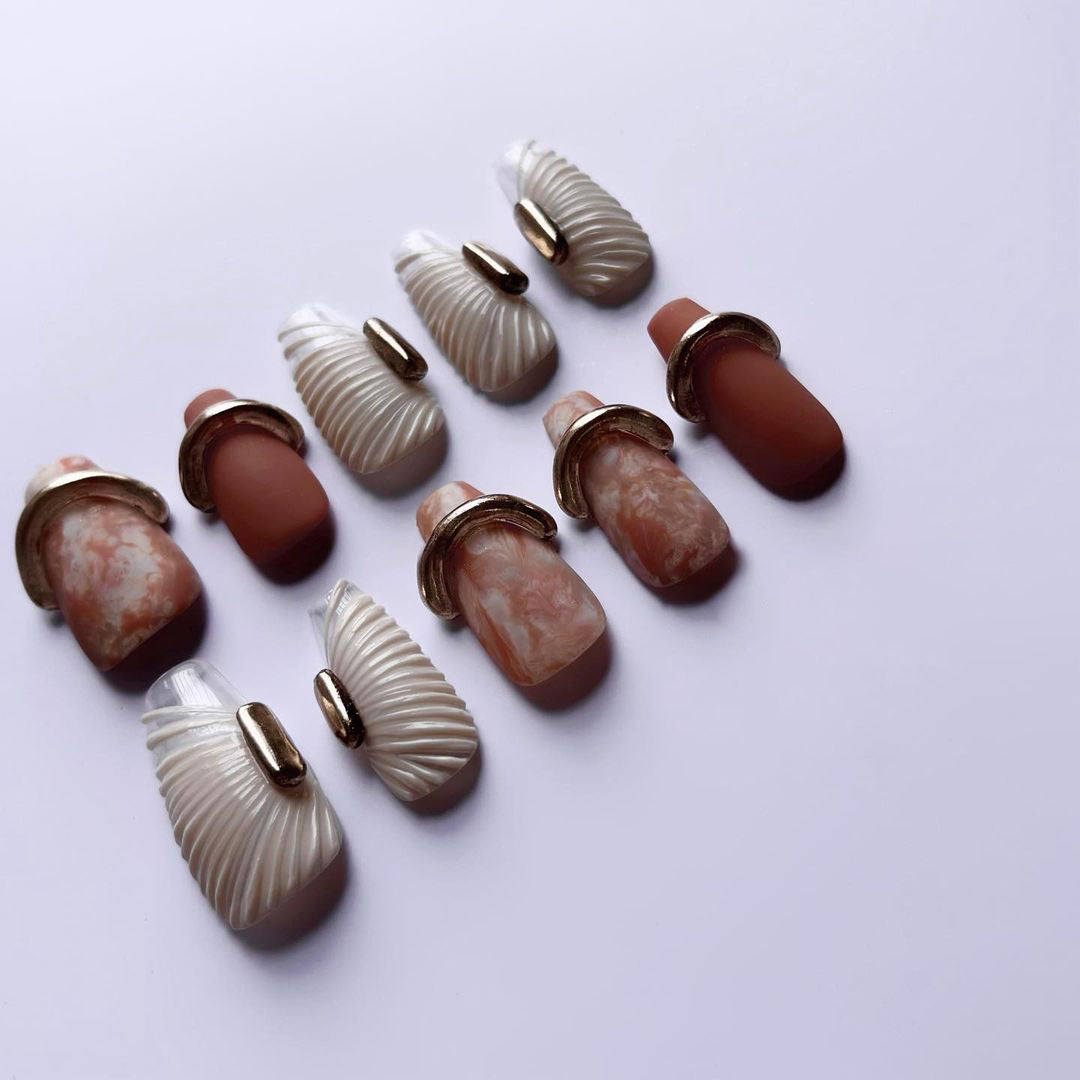 Siva Nail, Seashell Treasure, Coastal Chic, Handmade Press on Nails