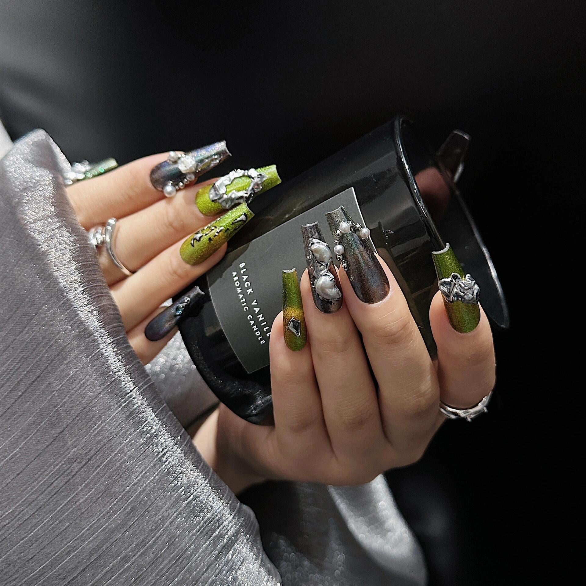 Siva Nail, Verde Vogue, Luxe Artistry, Handmade Press on Nails