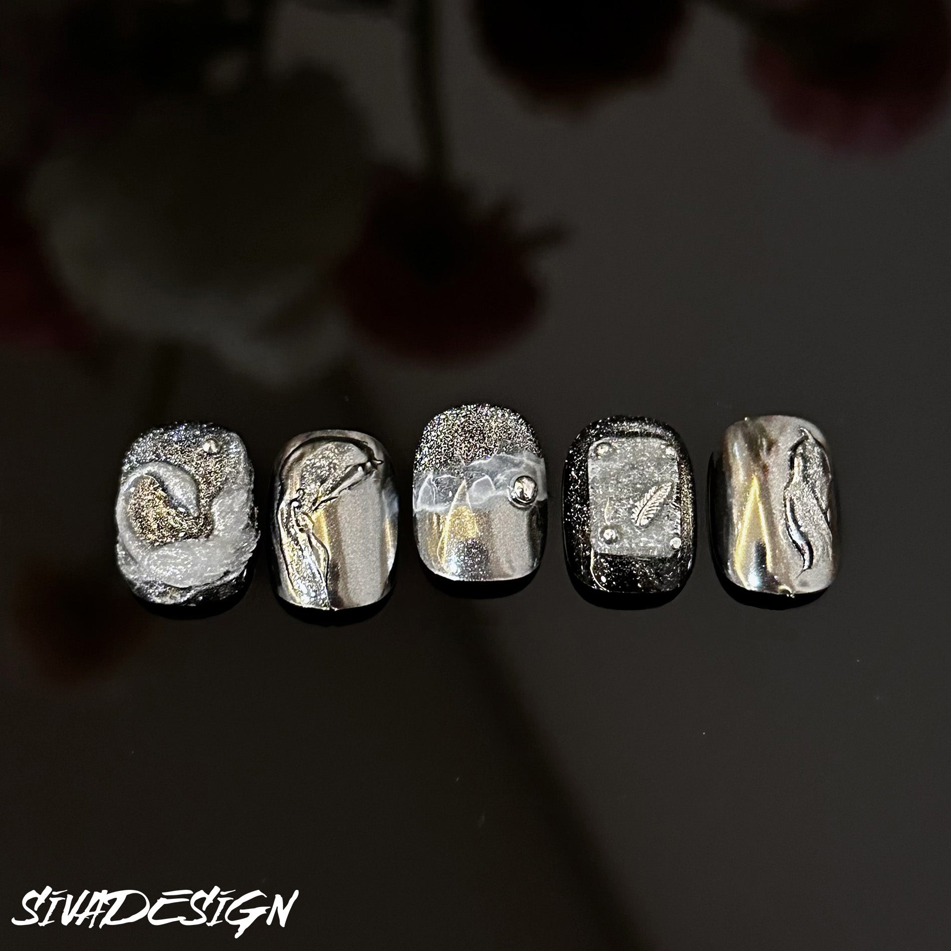 Siva Nail, Lunar Eclipse, Metallic Handmade Press on Nails